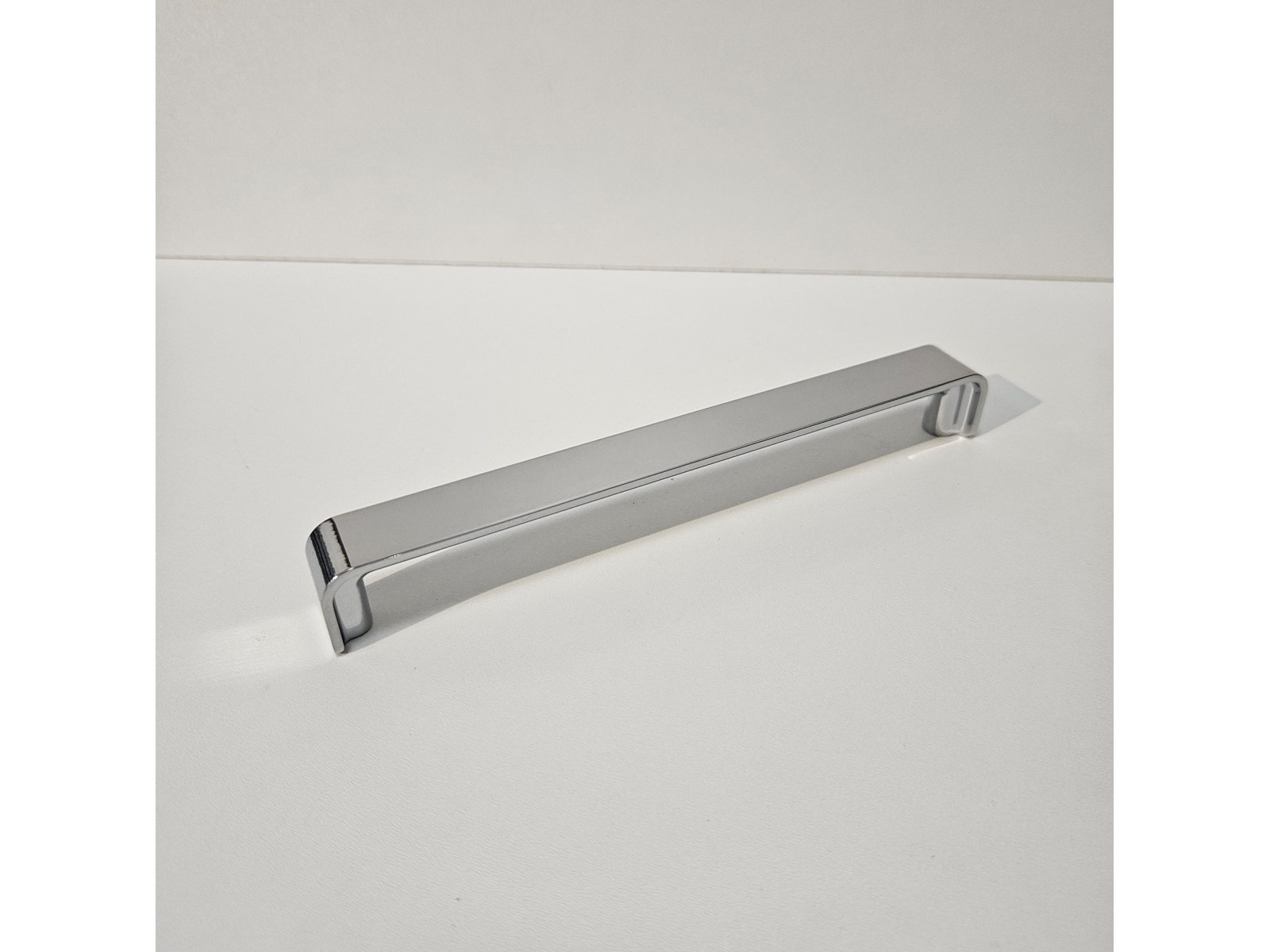RUČKICA KROM H1920 169/160mm d22mm