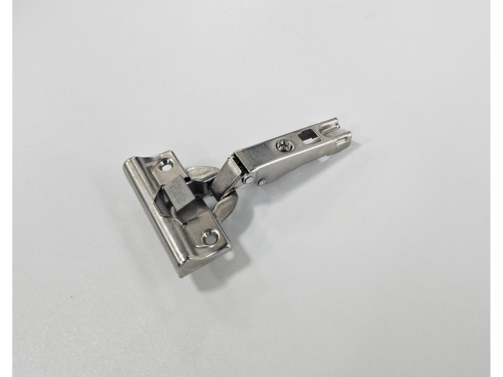 SPOJNICA TITUS B-type i3 RAVNA 48/6mm GLISSANDO