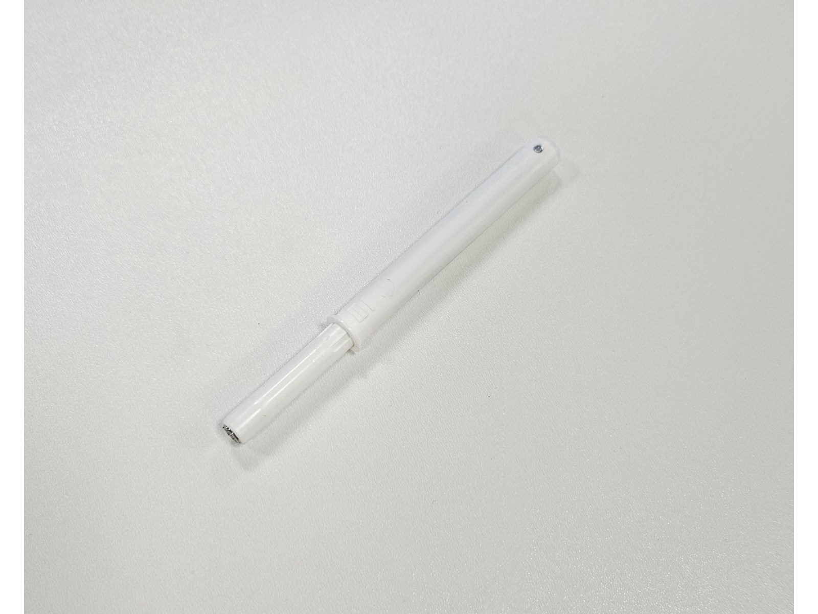 IZBACIVAČ TITUS MAGNETNI fi10mm DUGI 37mm BIJELI