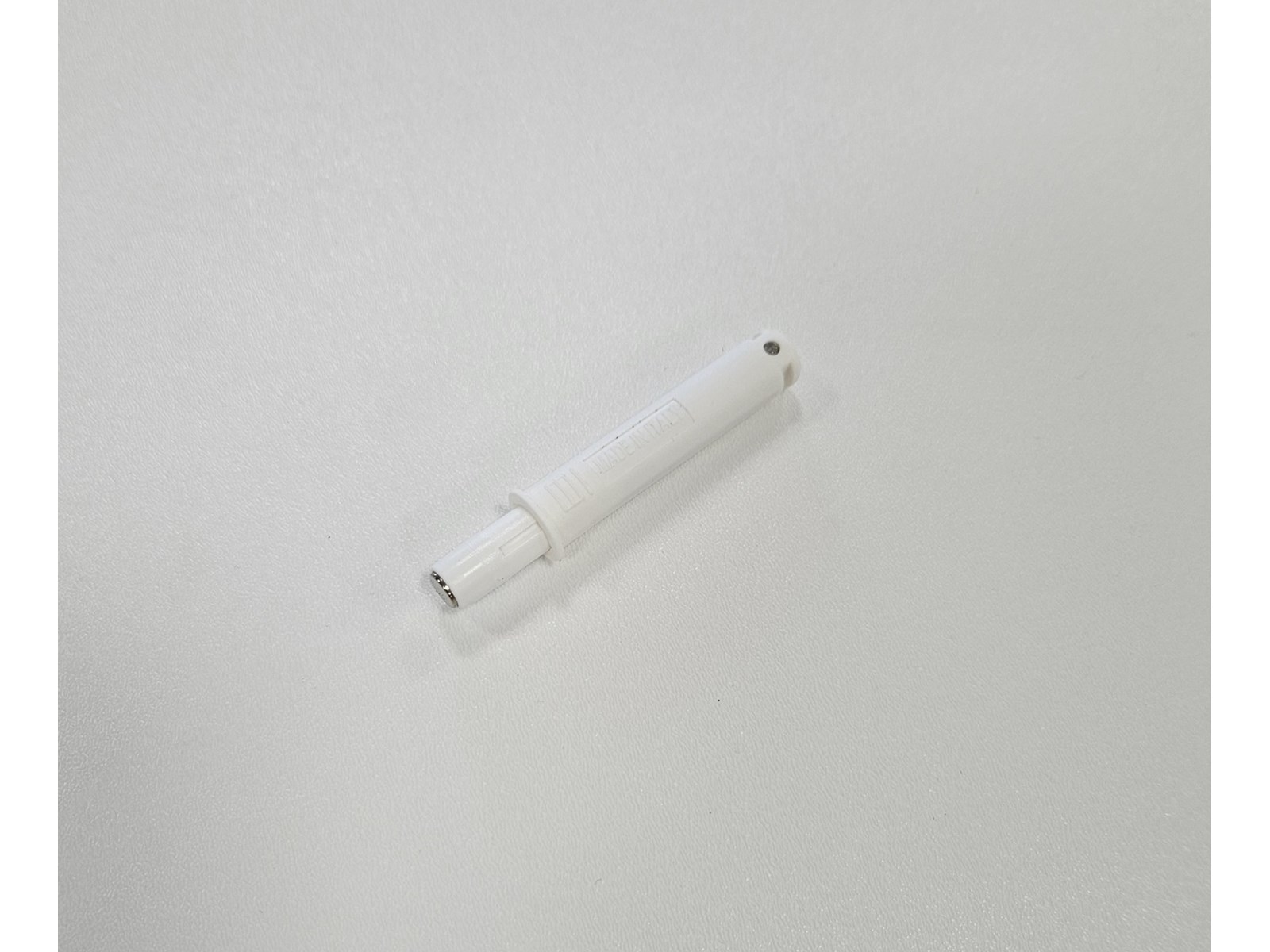 IZBACIVAČ TITUS MAGNETNI fi10mm KRATKI 14mm BIJELI