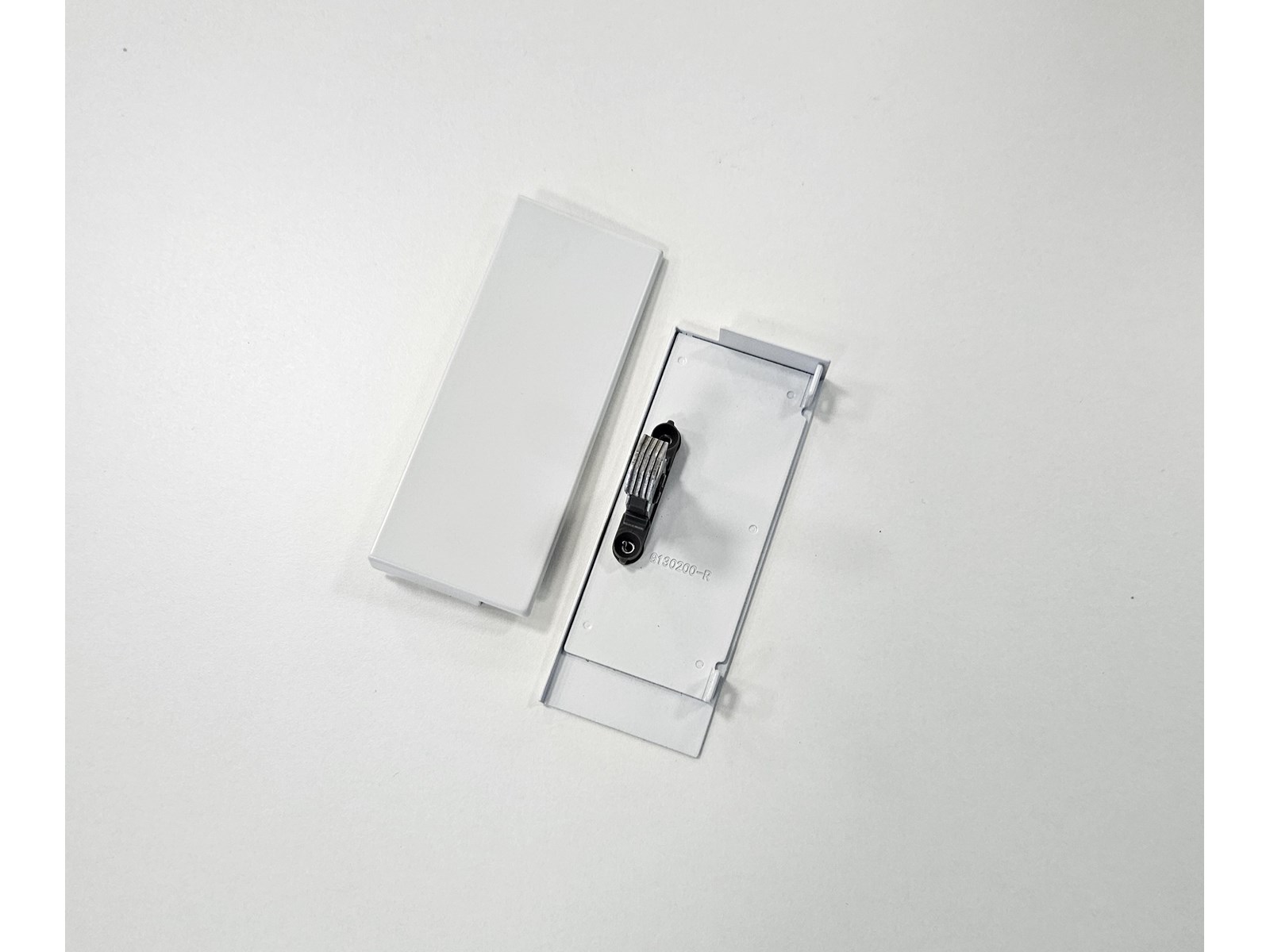 SLIMLINE PRIHVAT UNUTARNJE PREDNJICE h70mm B