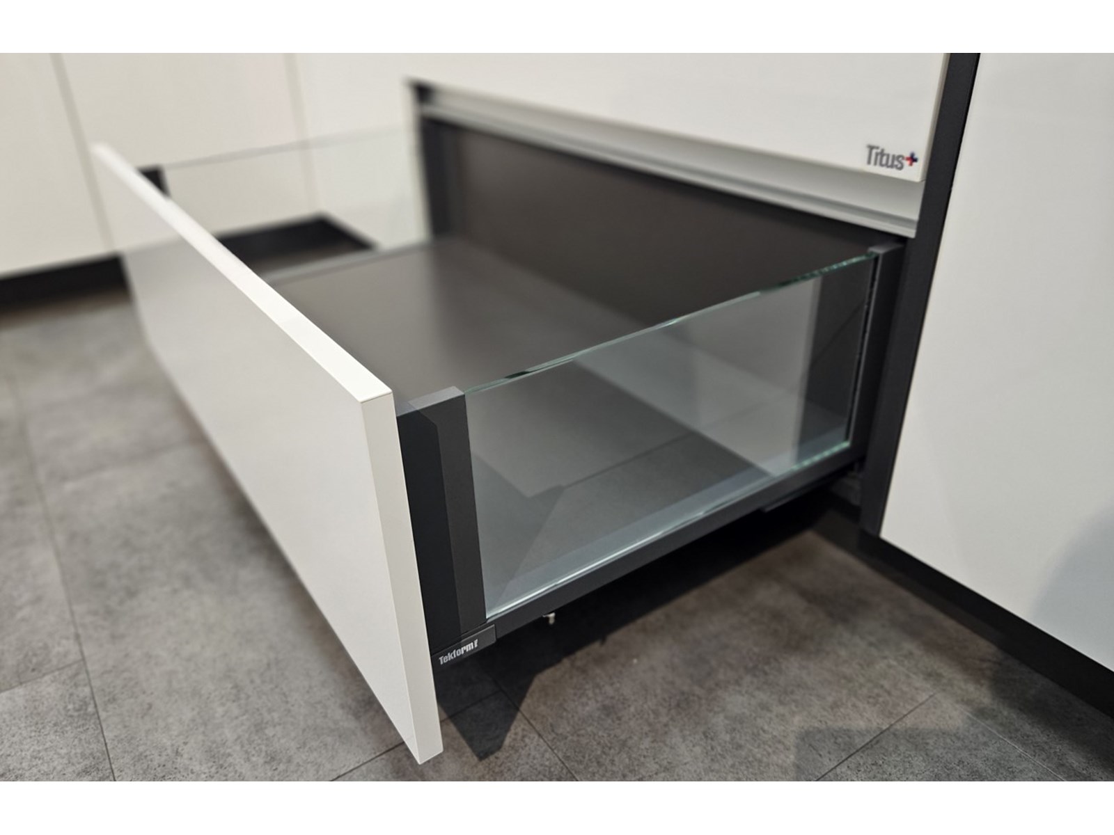 VODILICA SLIMLINE SDWD h182/500mm STAKLO/ANTRACIT