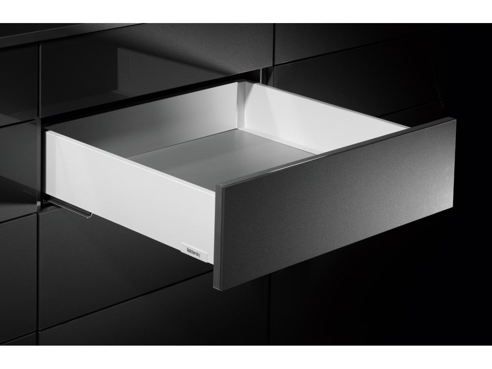 VODILICA SLIMLINE TACTO h100/500mm BIJELA
