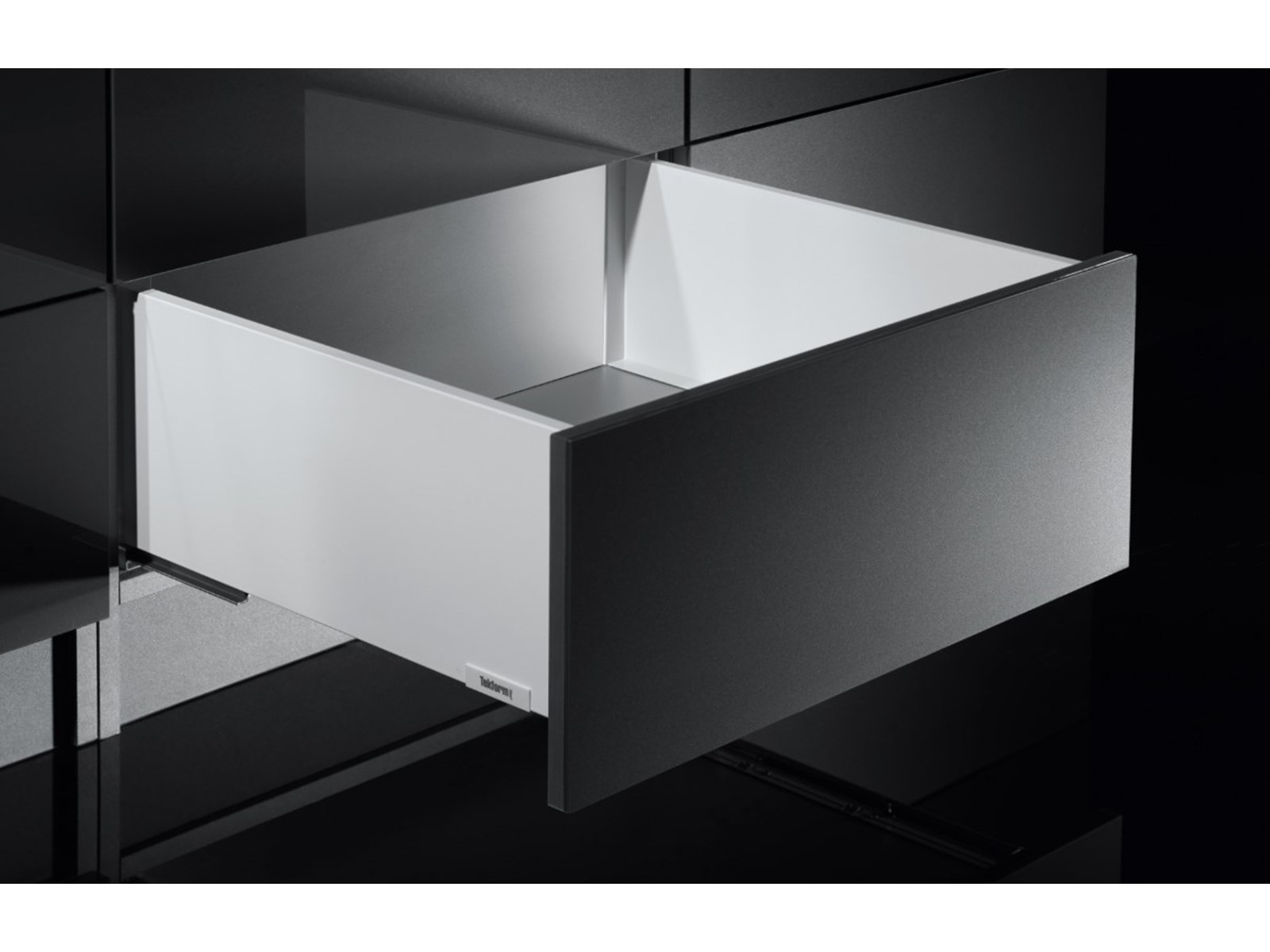 VODILICA SLIMLINE TACTO h182/500mm BIJELA