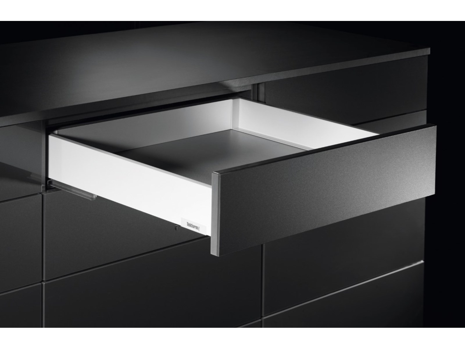 VODILICA SLIMLINE TACTO h70/450mm BIJELA