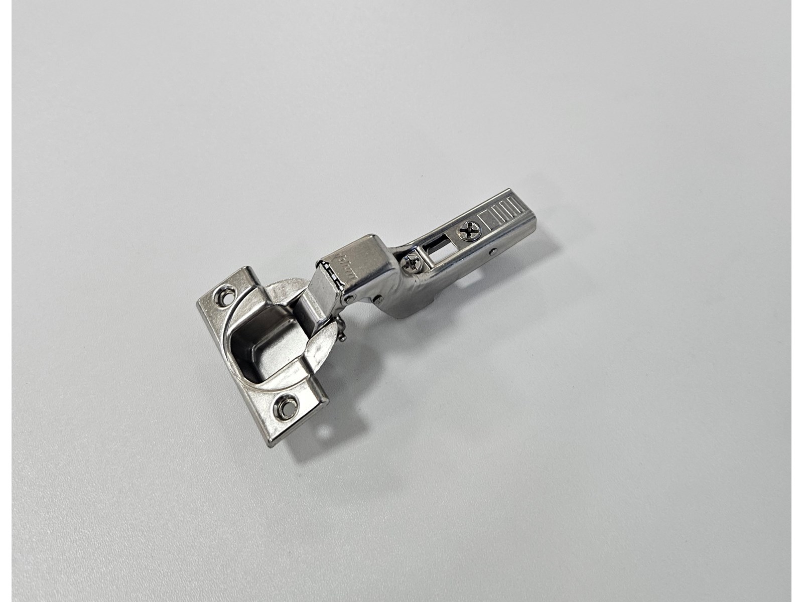 SPOJNICA BLUM CLIP top KRIVA 18mm 107* T1750