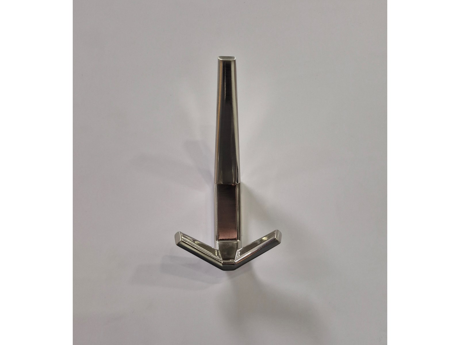 VJEŠALICA ZA JAKNE I KAPUTE WM-057 INOX