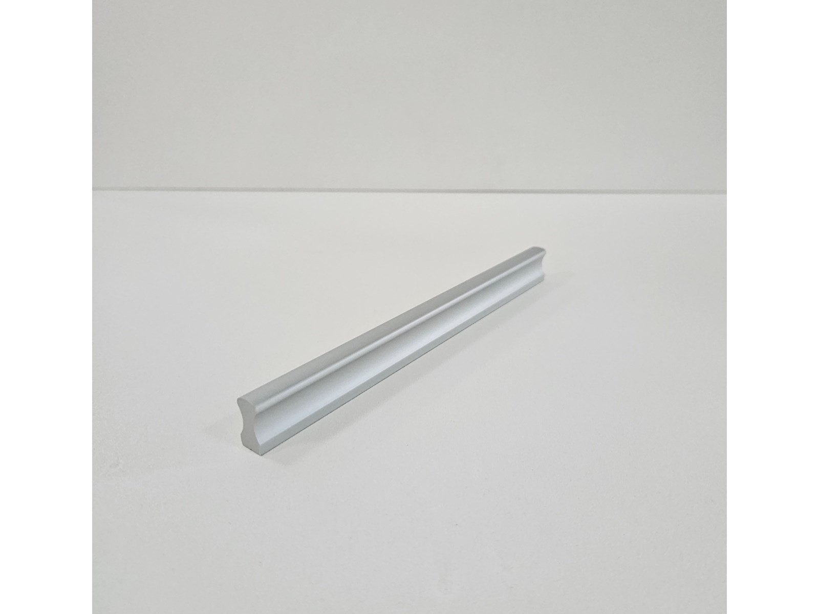 RUČKICA UM-470 r160/184mm ALU MAT