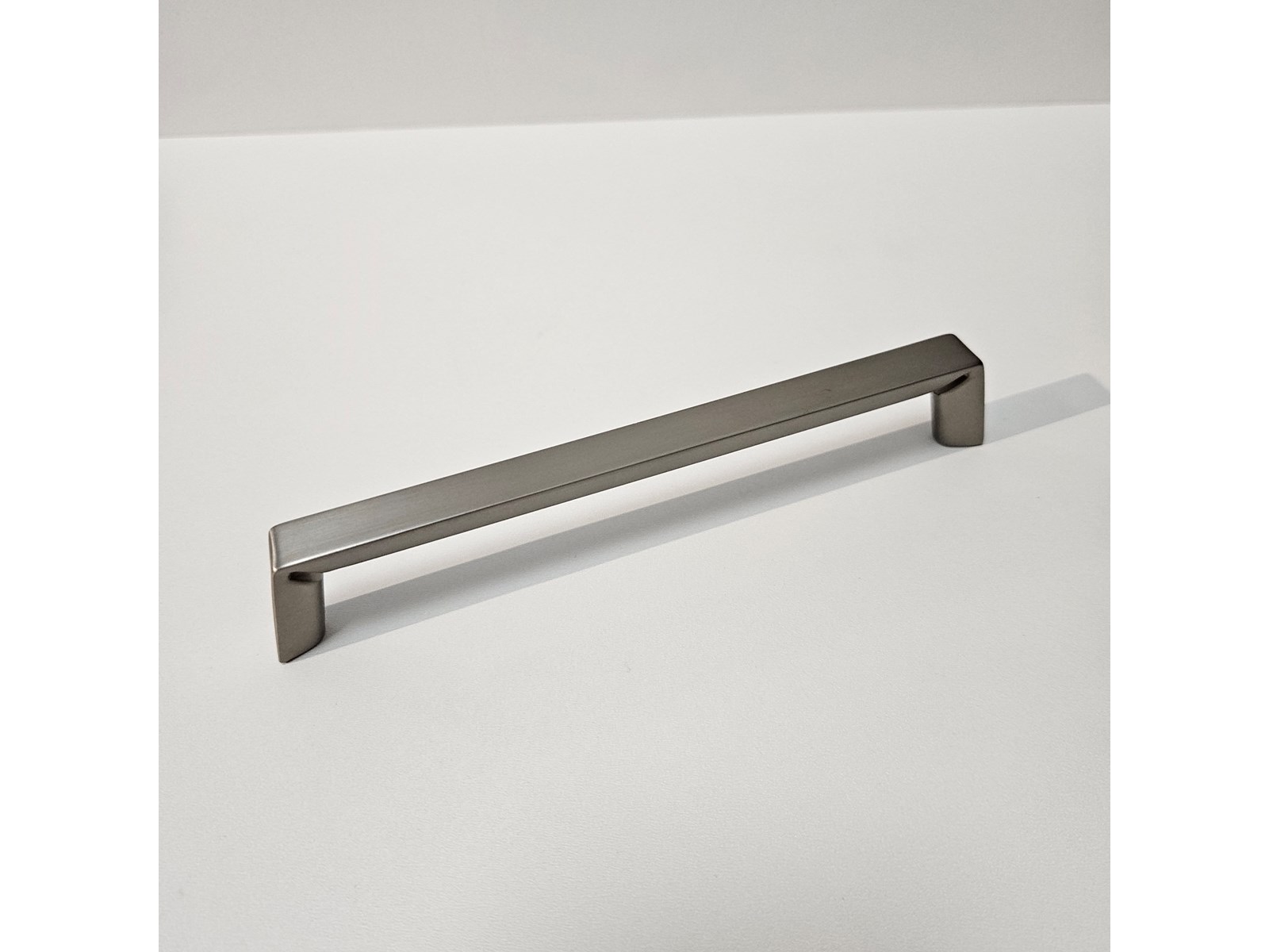 RUČKICA 12748.G 173/160mm NIKL SATINIRANO